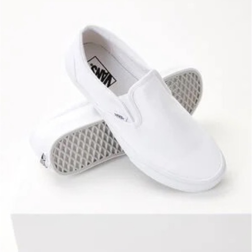 WHITE SLIP ON VANS